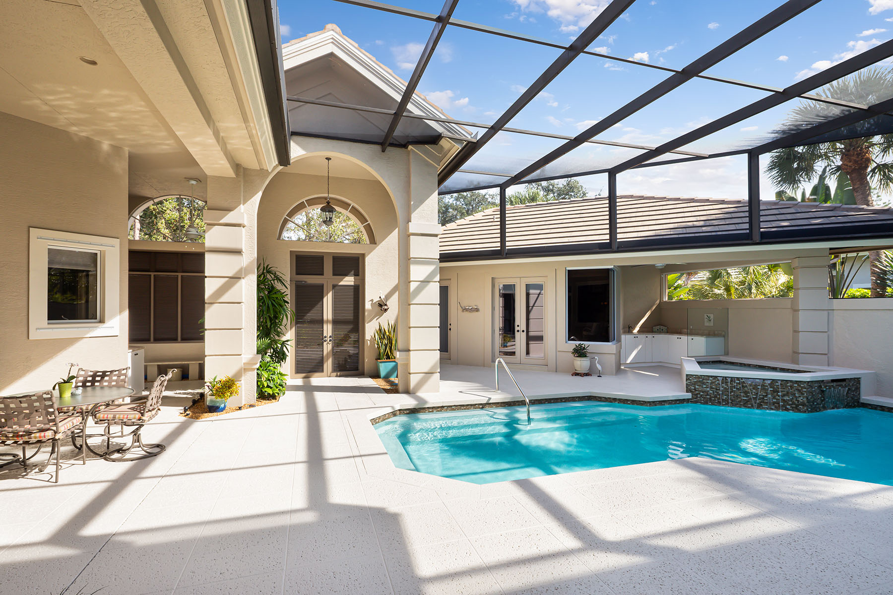  COLLIERS RESERVE - 物件實景