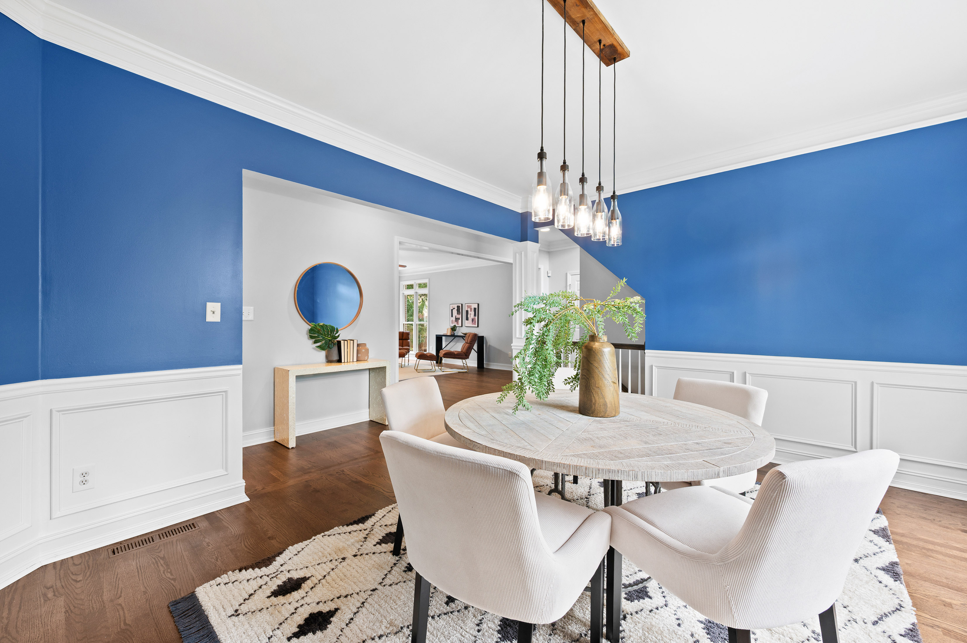  Stunning, All-Brick Home in Sought-After Medlock Place - 物件實景