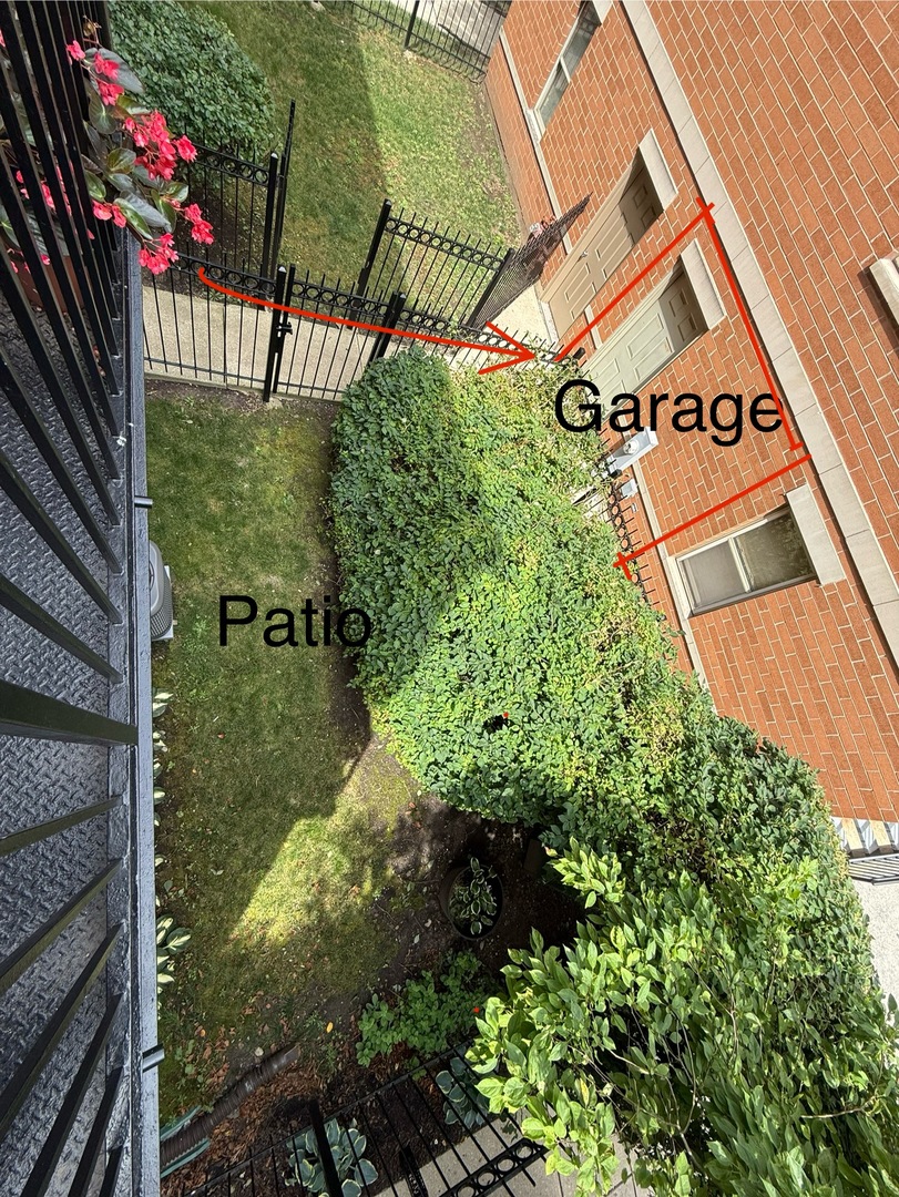 Chicago, Illinois, 60610, United States, 3 Bedrooms Bedrooms, ,3 BathroomsBathrooms,Residential,For Sale,1928637