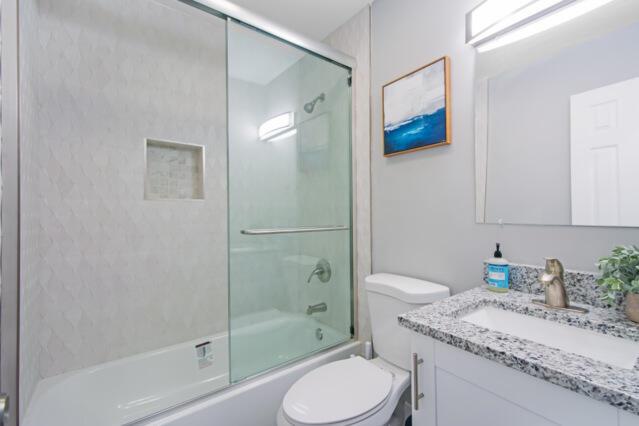 West Palm Beach, Florida, 33407, United States, 4 Bedrooms Bedrooms, ,2 BathroomsBathrooms,Residential,For Sale,1978414