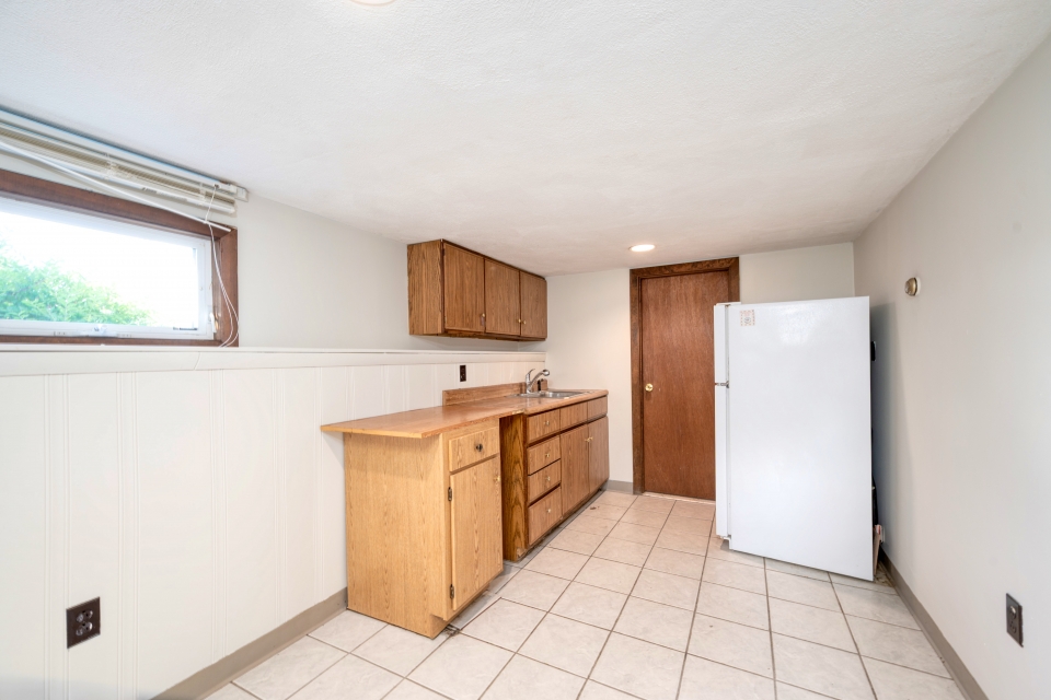 Hull, Massachusetts, 02045, United States, 6 Bedrooms Bedrooms, ,3 BathroomsBathrooms,Residential,For Sale,1978690