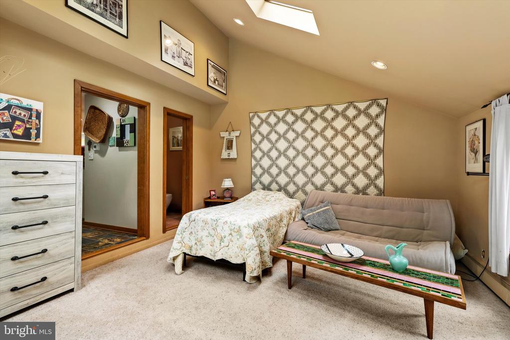 Wrightstown, New Jersey, 08562, United States, 5 Bedrooms Bedrooms, ,4 BathroomsBathrooms,Residential,For Sale,2048850