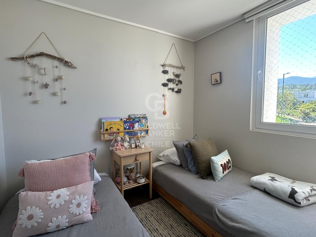 Lo Barnechea, Chile, 4 Bedrooms Bedrooms, ,3 BathroomsBathrooms,Residential,For Sale,1957290