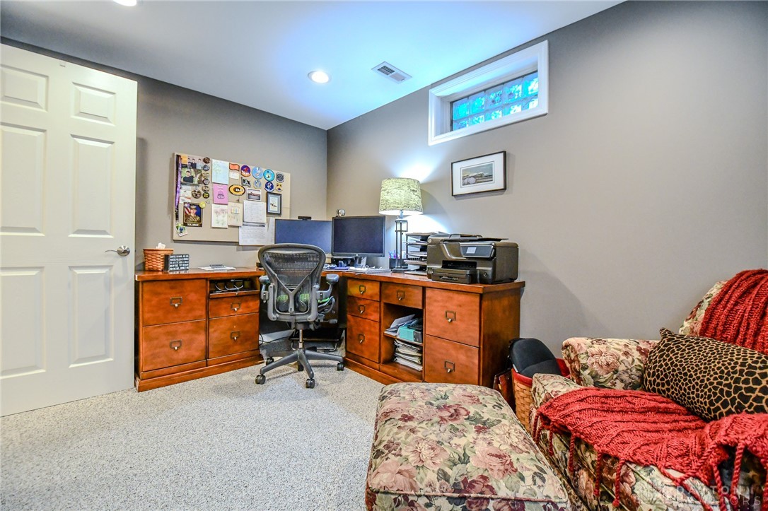 Washington Twp, Ohio, 45458, United States, 4 Bedrooms Bedrooms, ,4 BathroomsBathrooms,Residential,For Sale,1987558