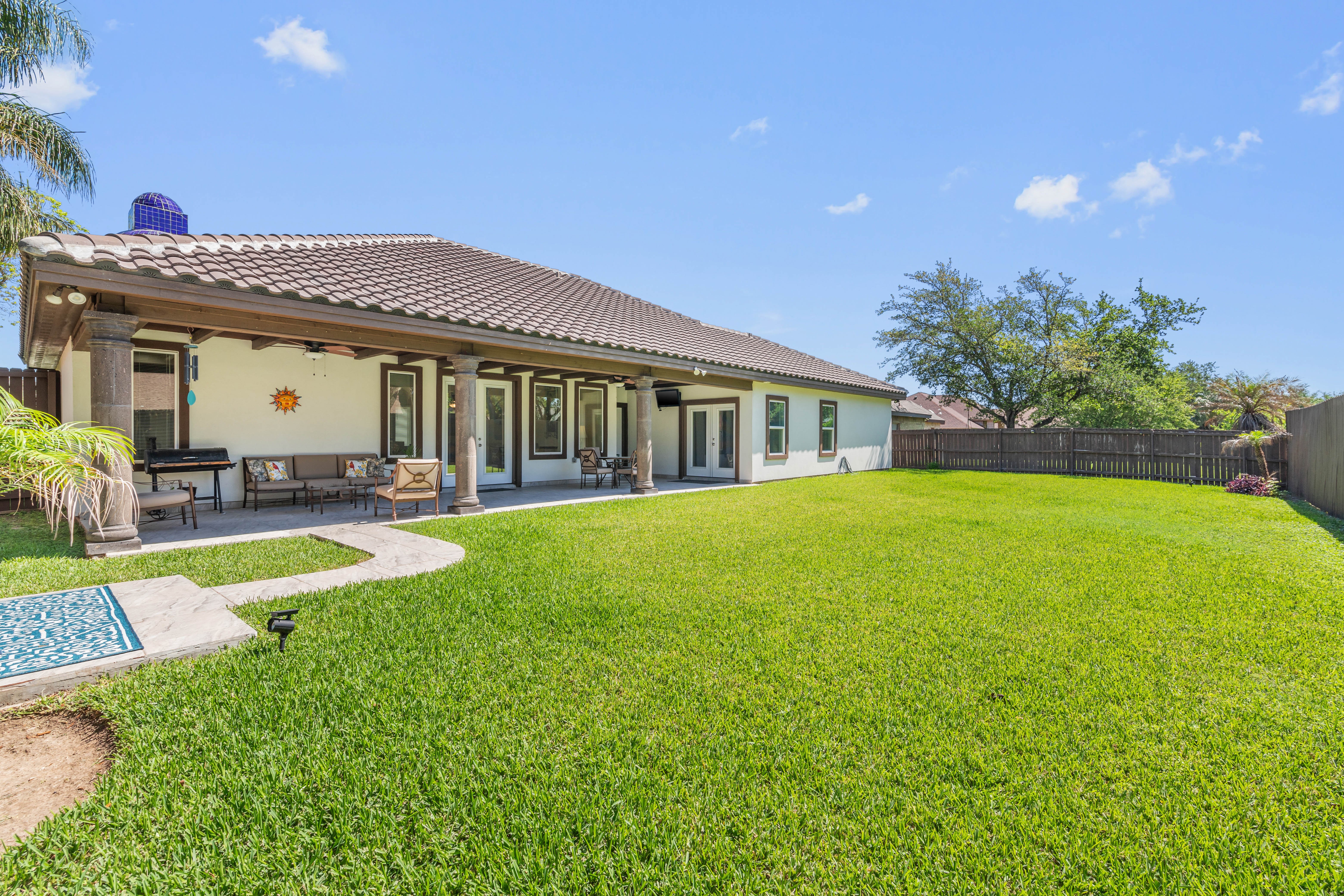 Mission, Texas, 78572, United States, 3 Bedrooms Bedrooms, ,4 BathroomsBathrooms,Residential,For Sale,1762015