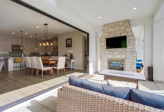 San Marcos, California, 92069, United States, 4 Bedrooms Bedrooms, ,5 BathroomsBathrooms,Residential,For Sale,1987036