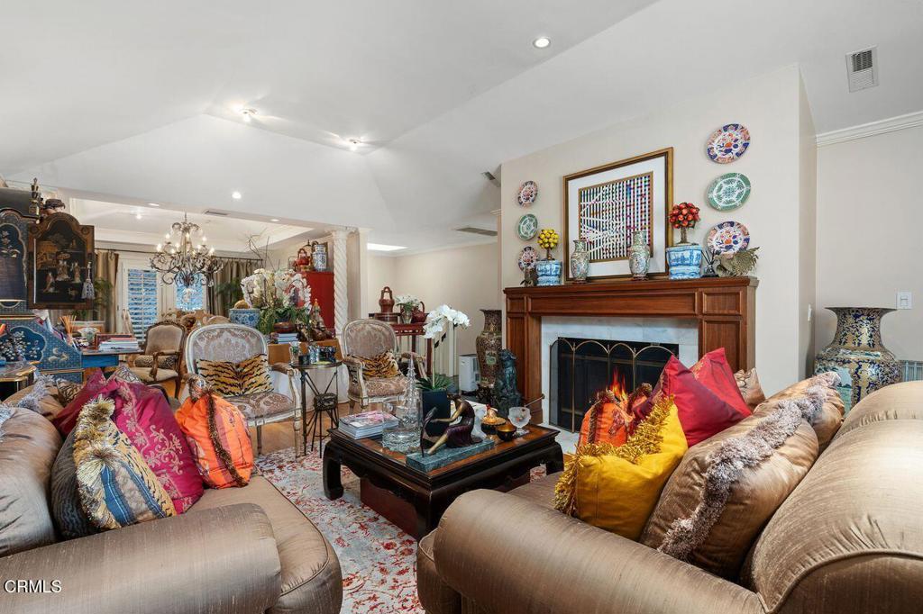 Pasadena, California, 91105, United States, 3 Bedrooms Bedrooms, ,2 BathroomsBathrooms,Residential,For Sale,1941777