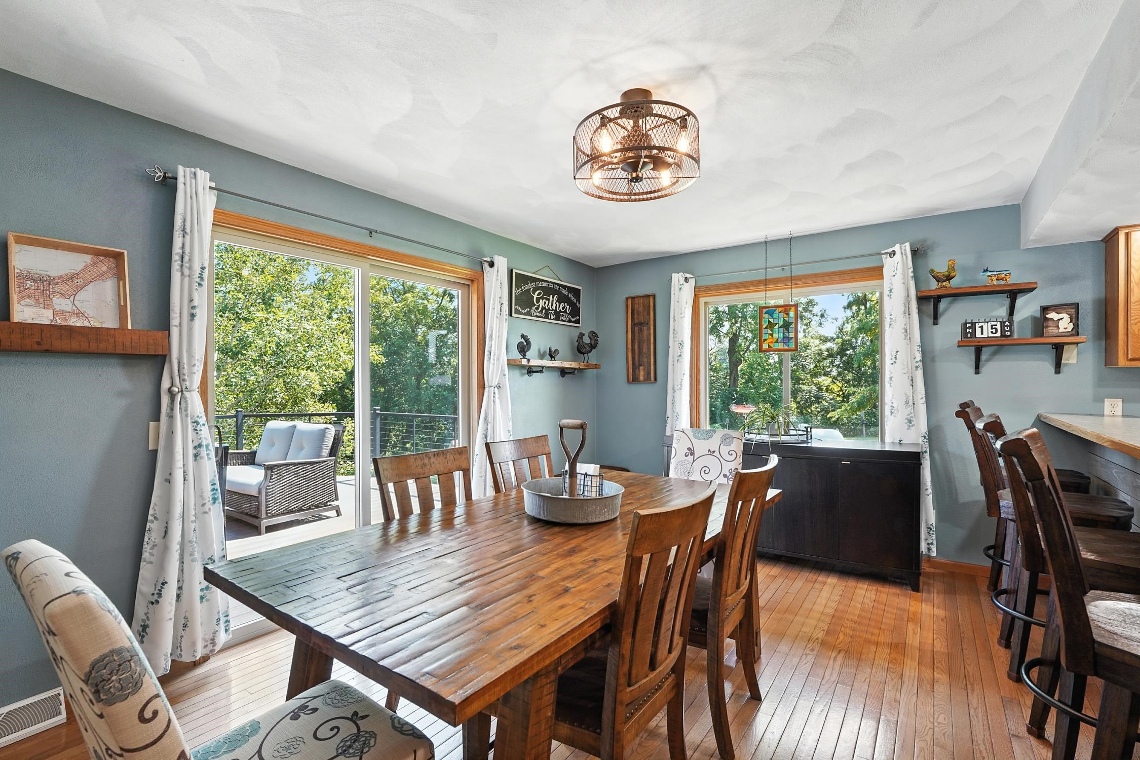 Monticello, Wisconsin, 53570-9520, United States, 4 Bedrooms Bedrooms, ,3 BathroomsBathrooms,Residential,For Sale,2005674