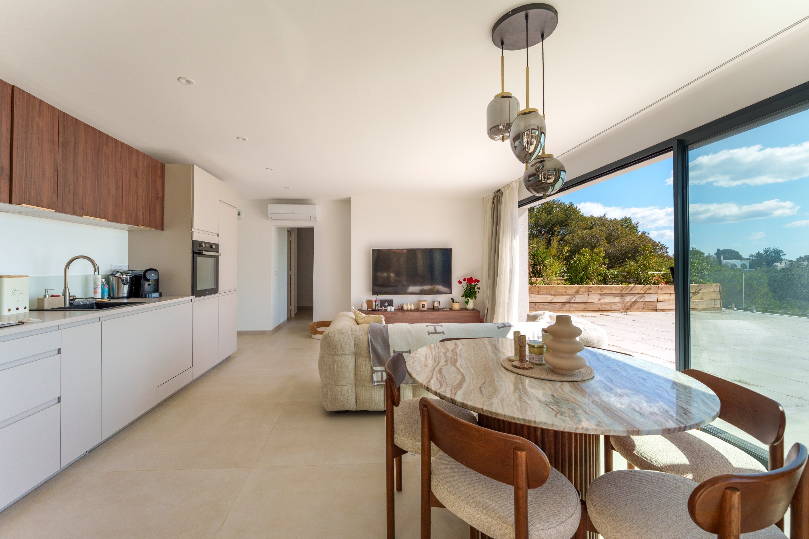  A balcony overlooking the Mediterranean… - 物件實景