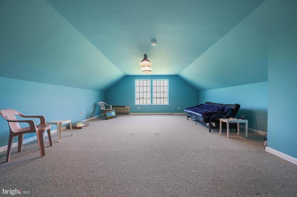 HARRINGTON, Delaware, 19952, United States, 3 Bedrooms Bedrooms, ,3 BathroomsBathrooms,Residential,For Sale,1984074