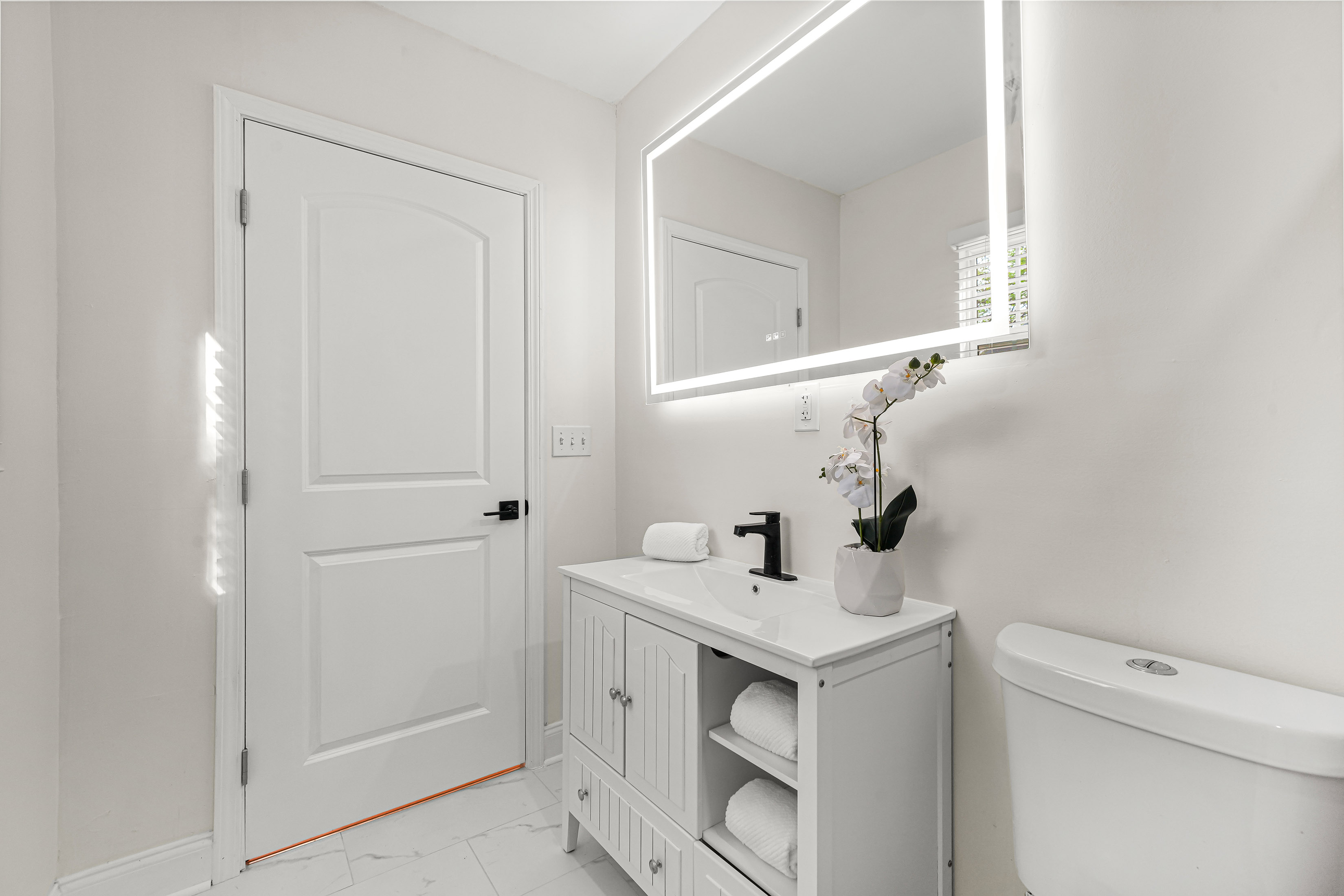  Bright and Beautifully Updated Bungalow in Venetian Hills - 物件實景