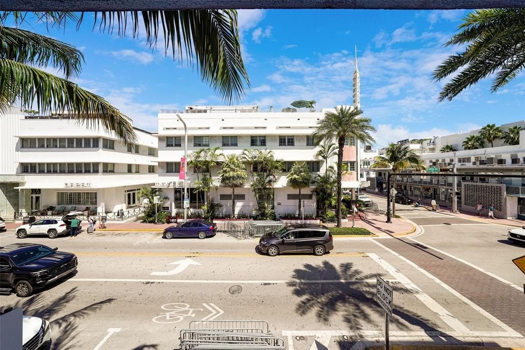 Miami Beach, Florida, 33139, United States, 2 Bedrooms Bedrooms, ,2 BathroomsBathrooms,Residential,For Sale,1923185