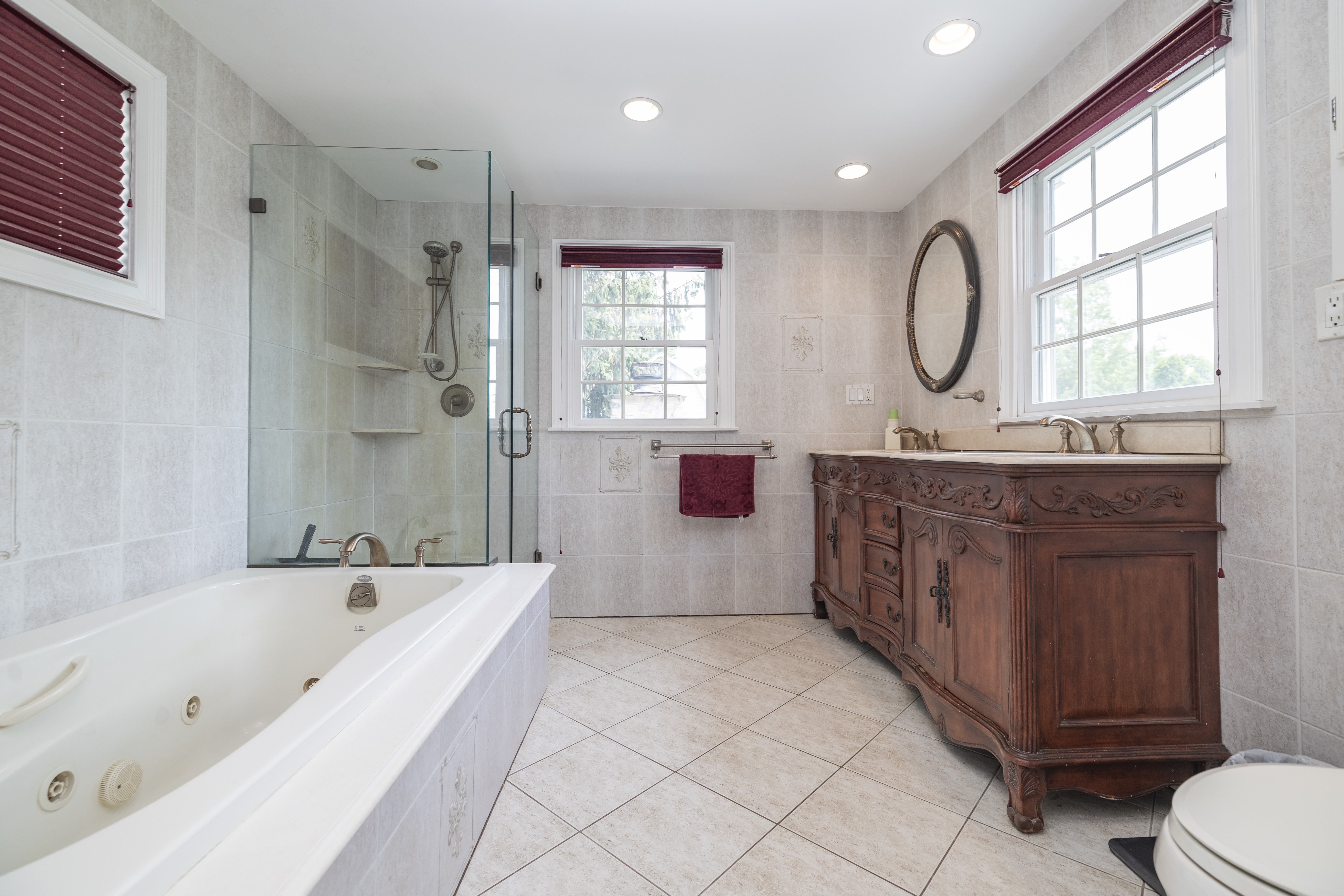  39 Princeton Street, Rockville Centre, NY, 11570 - 物件實景