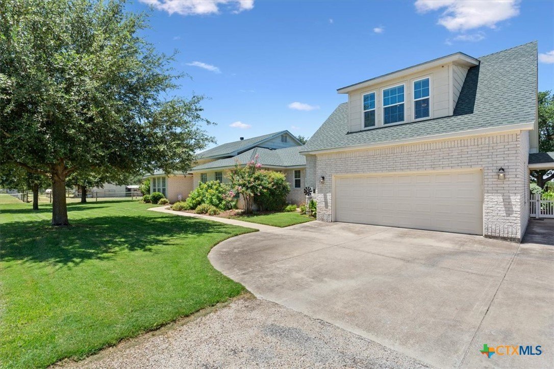 Salado, Texas, 76571, United States, 4 Bedrooms Bedrooms, ,4 BathroomsBathrooms,Residential,For Sale,1904287