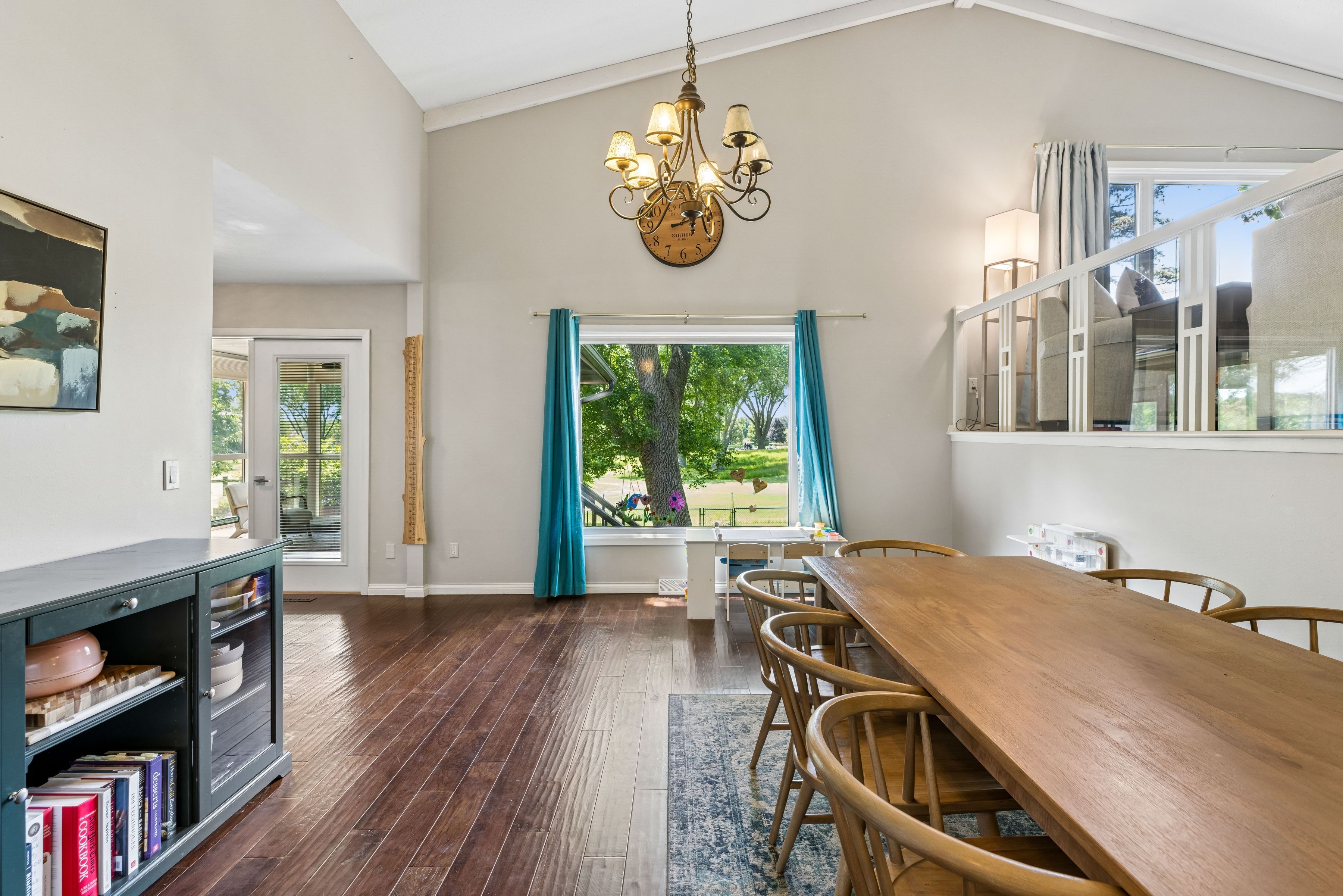  Beautifully Updated Home Overlooking Bent Creek Golf Course - 物件實景