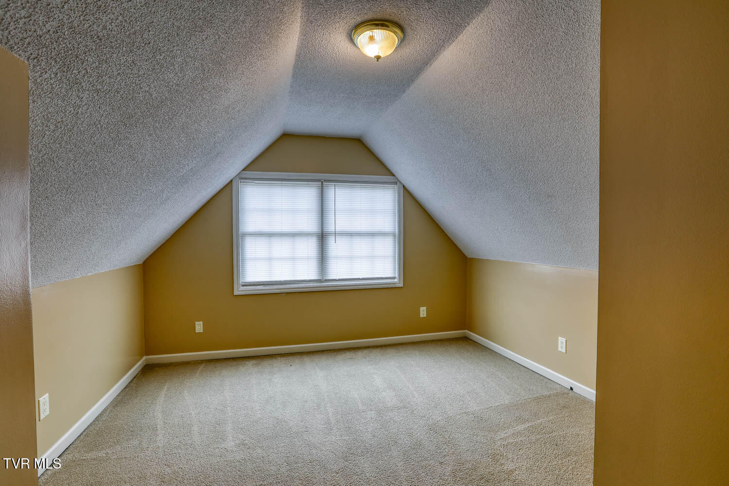 Rogersville, Tennessee, 37857, United States, 4 Bedrooms Bedrooms, ,4 BathroomsBathrooms,Residential,For Sale,2042868