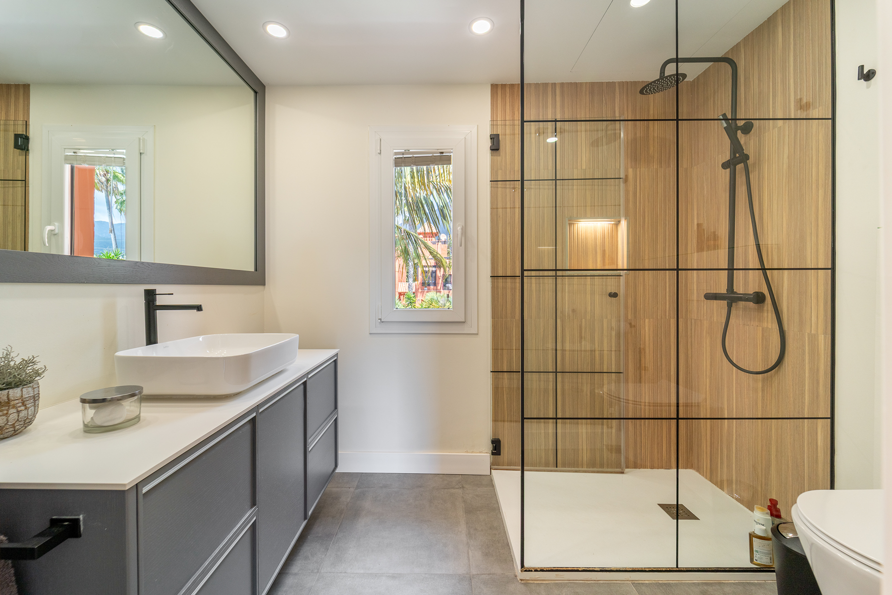  Charming Andalusian-style villa in Altos de Puente Romano, Golden Mile - 物件實景