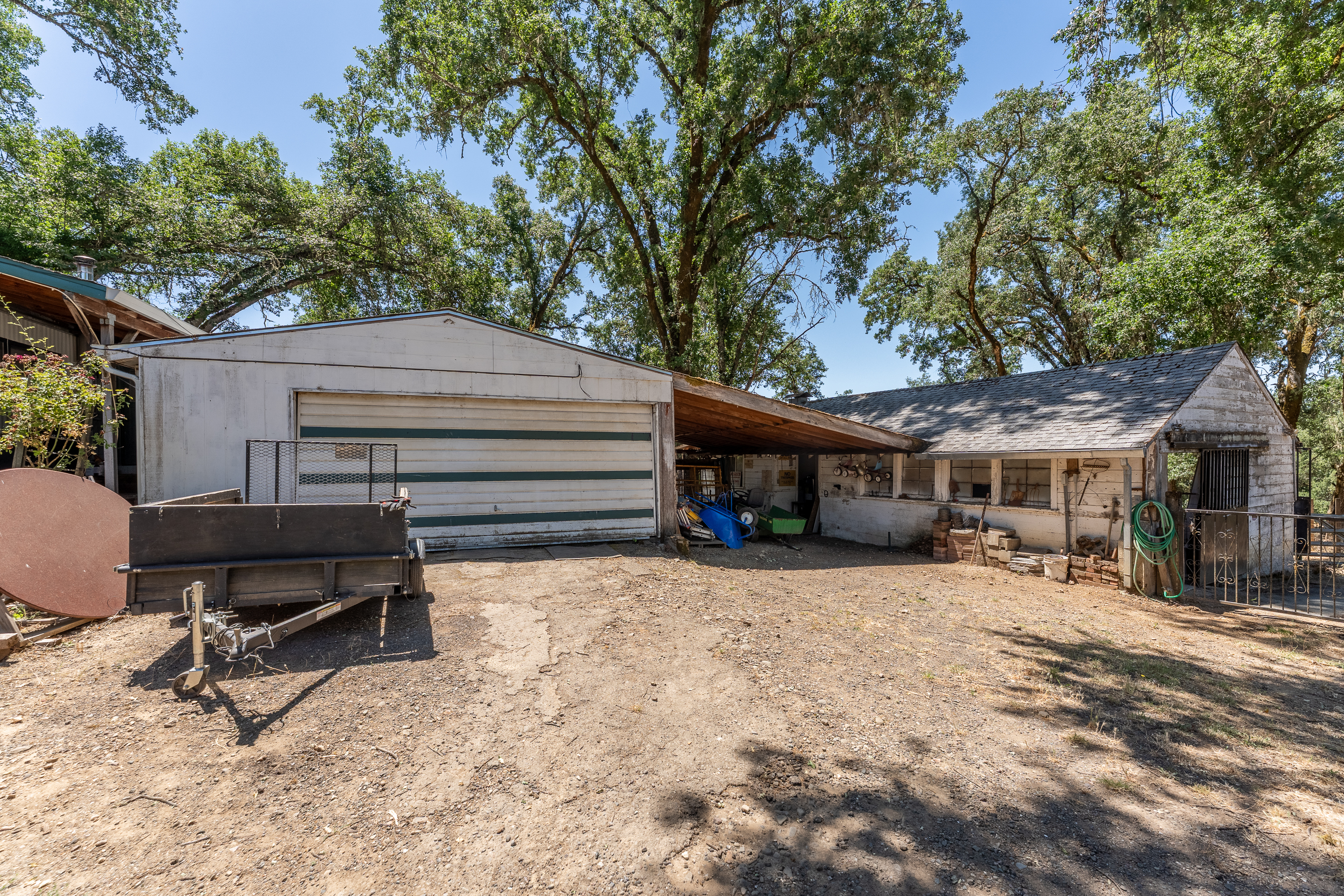 Willits, California, 95490, United States, 3 Bedrooms Bedrooms, ,2 BathroomsBathrooms,Residential,For Sale,1883434