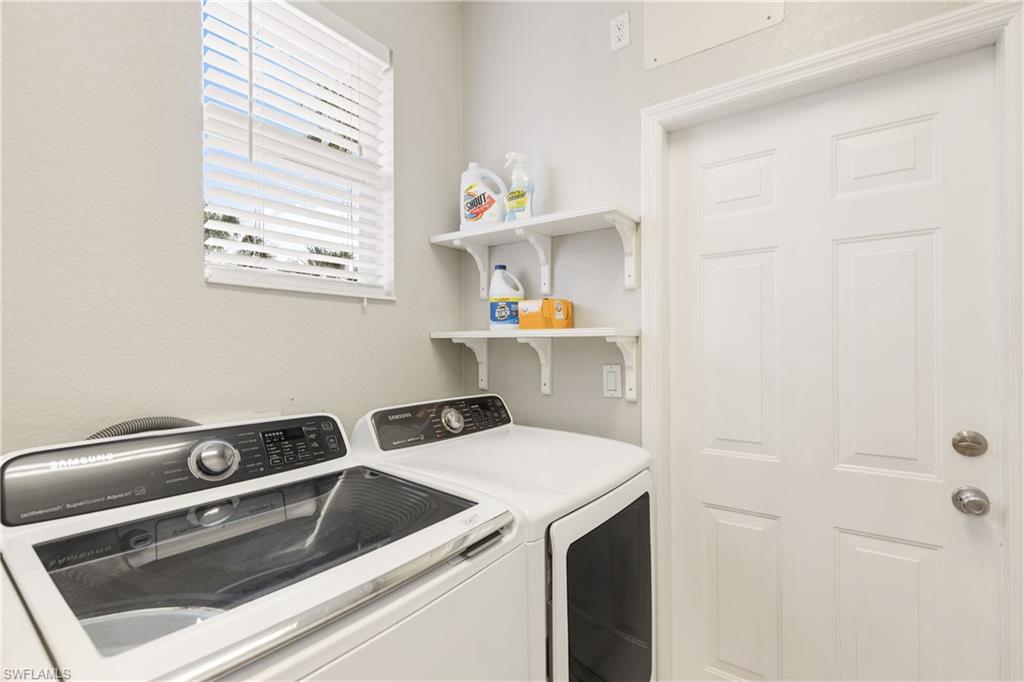 Naples, Florida, 34110, United States, 3 Bedrooms Bedrooms, ,2 BathroomsBathrooms,Residential,For Sale,1970219