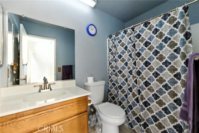 Jurupa Valley, California, 91752, United States, 3 Bedrooms Bedrooms, ,2 BathroomsBathrooms,Residential,For Sale,1931342