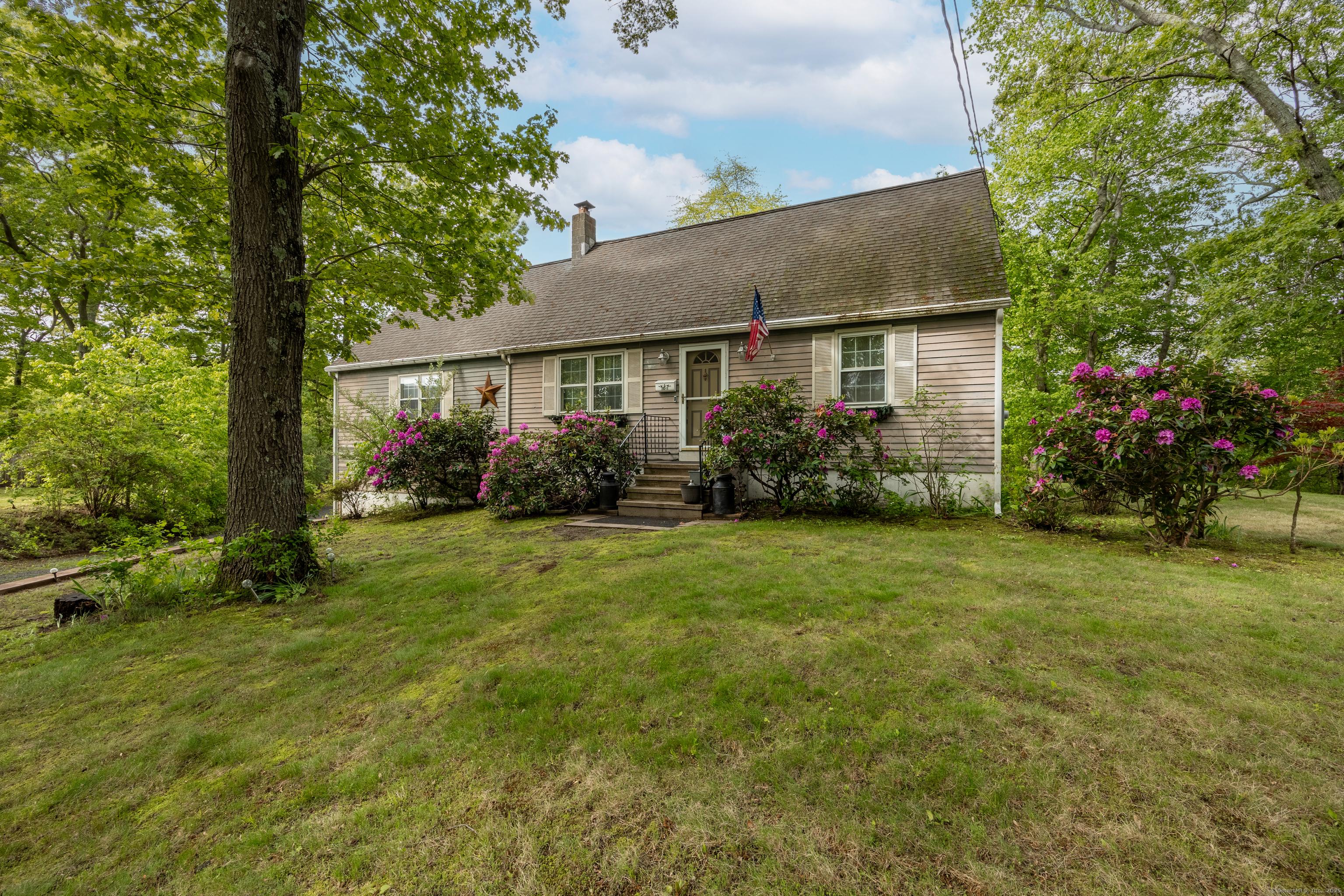 Old Saybrook, Connecticut, 06475, United States, 3 Bedrooms Bedrooms, ,2 BathroomsBathrooms,Residential,For Sale,1937949