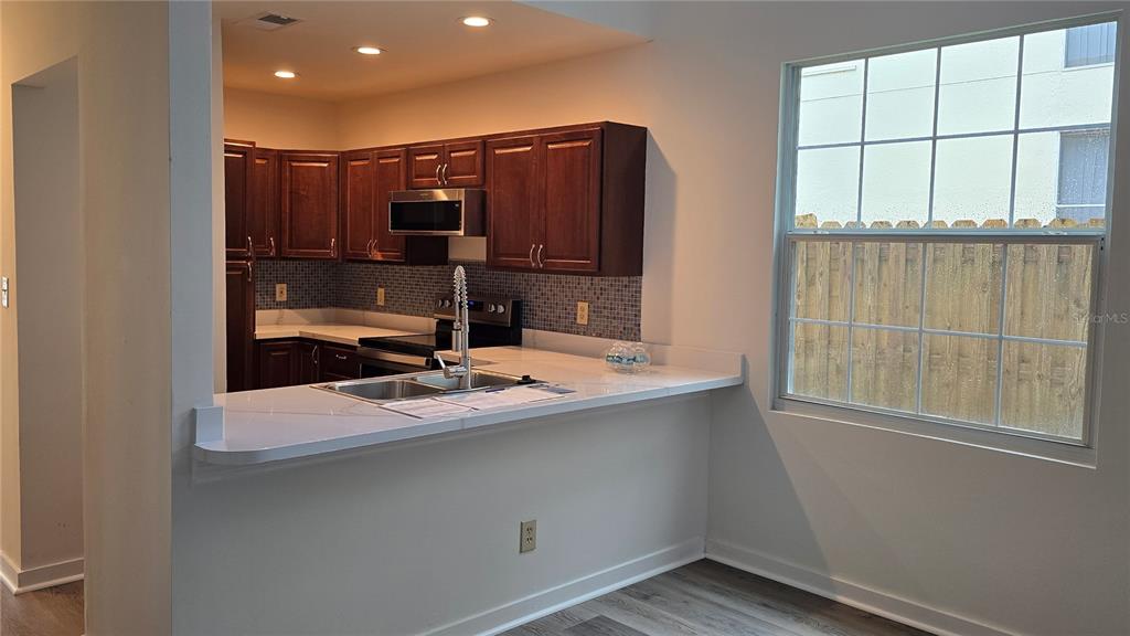 Tampa, Florida, 33629, United States, 2 Bedrooms Bedrooms, ,3 BathroomsBathrooms,Residential,For Sale,1858251