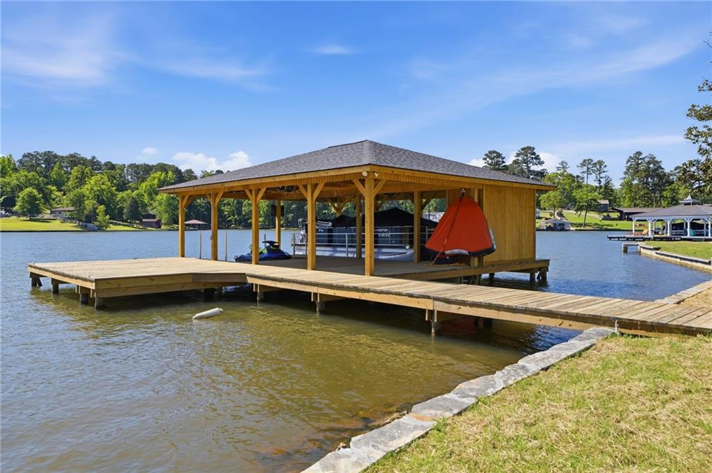 Milledgeville, Georgia, 31061, United States, 4 Bedrooms Bedrooms, ,4 BathroomsBathrooms,Residential,For Sale,2039885