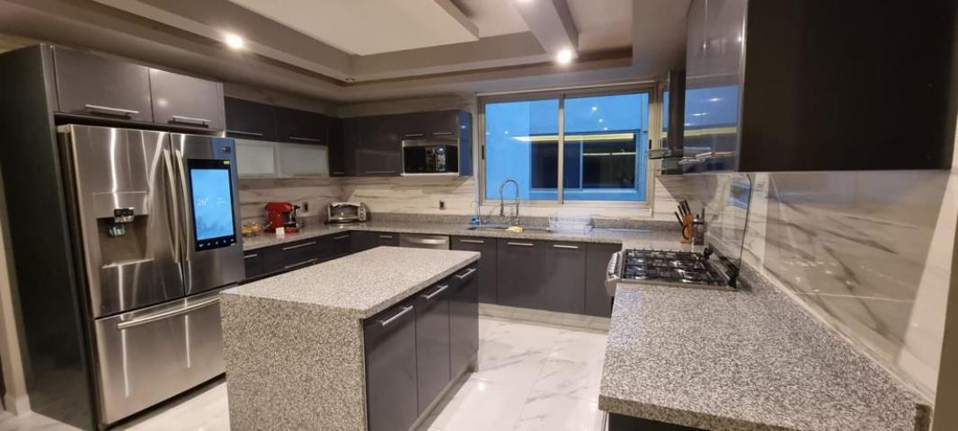 Bosque de Quiroga, Huixquilucan, Estado de México, 52783, Mexico, 3 Bedrooms Bedrooms, ,3 BathroomsBathrooms,Residential,For Sale,Bosque de Quiroga,1621307