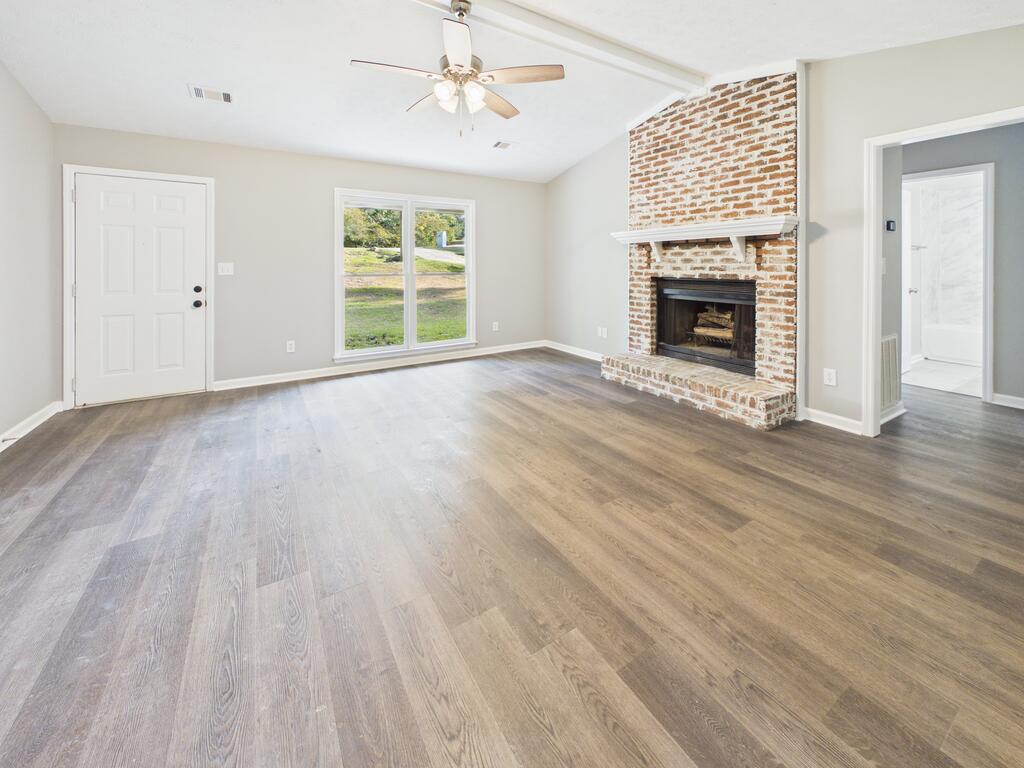 Lee Road 885 , Phenix City, AL 36870 #1