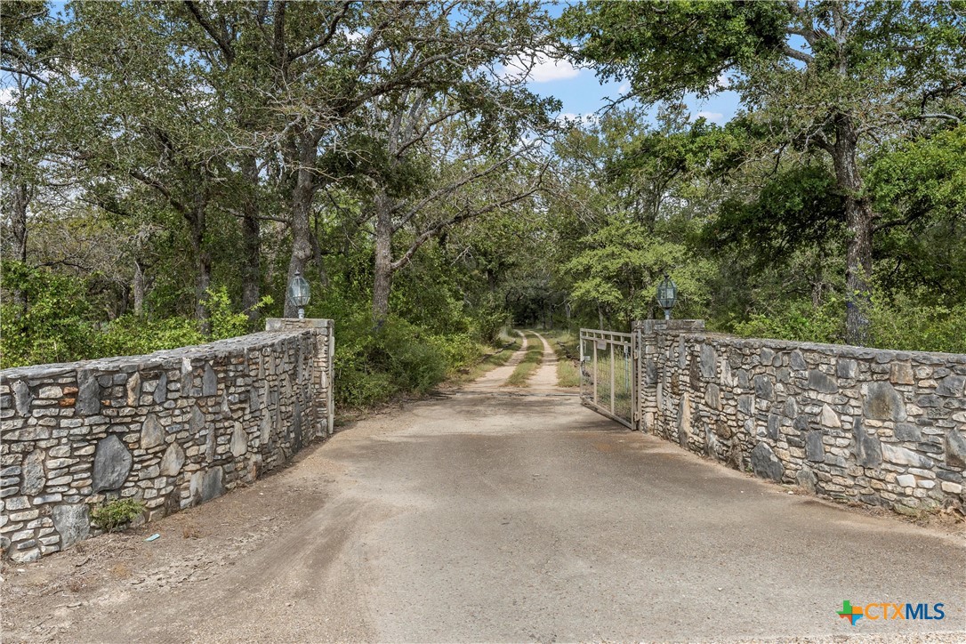 Holland, Texas, 76534, United States, 3 Bedrooms Bedrooms, ,2 BathroomsBathrooms,Residential,For Sale,1933257