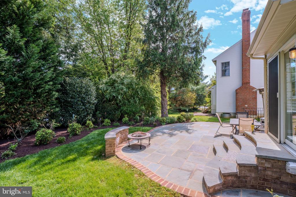 Reston, Virginia, 20194, United States, 4 Bedrooms Bedrooms, ,4 BathroomsBathrooms,Residential,For Sale,2047998