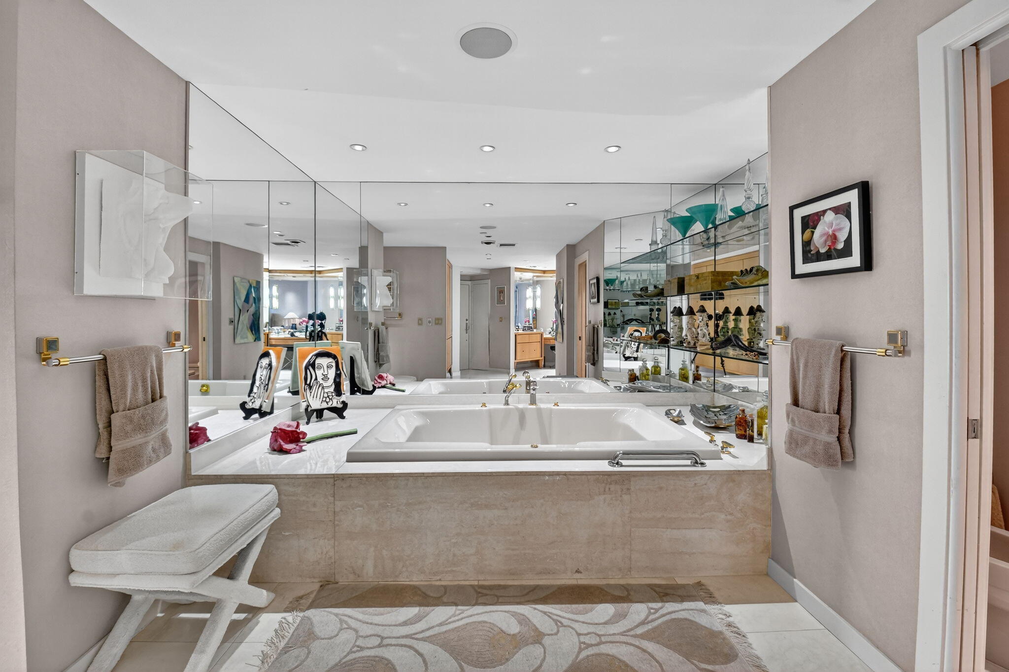 Boca Raton, Florida, 33432, United States, 4 Bedrooms Bedrooms, ,5 BathroomsBathrooms,Residential,For Sale,1941054