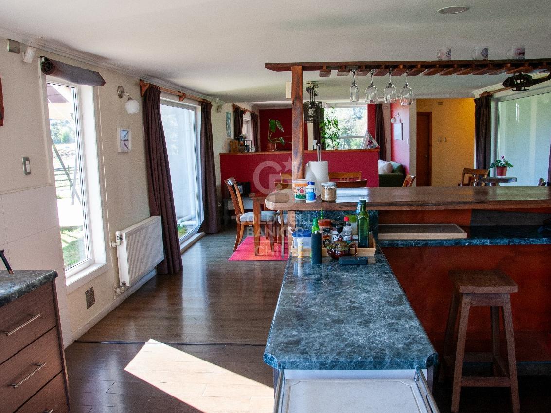 Puerto Varas, Chile, 3 Bedrooms Bedrooms, ,3 BathroomsBathrooms,Residential,For Sale,1917130