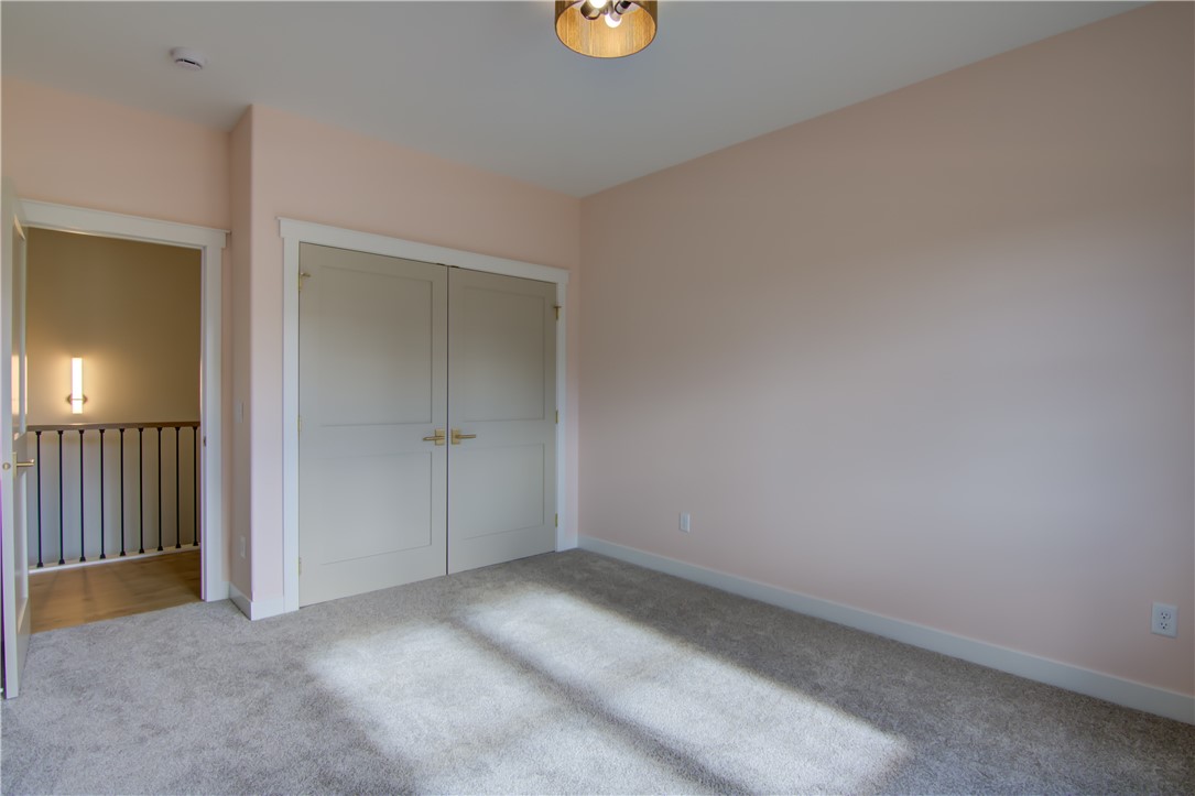 Eau Claire, Wisconsin, 54701, United States, 5 Bedrooms Bedrooms, ,3 BathroomsBathrooms,Residential,For Sale,1983873