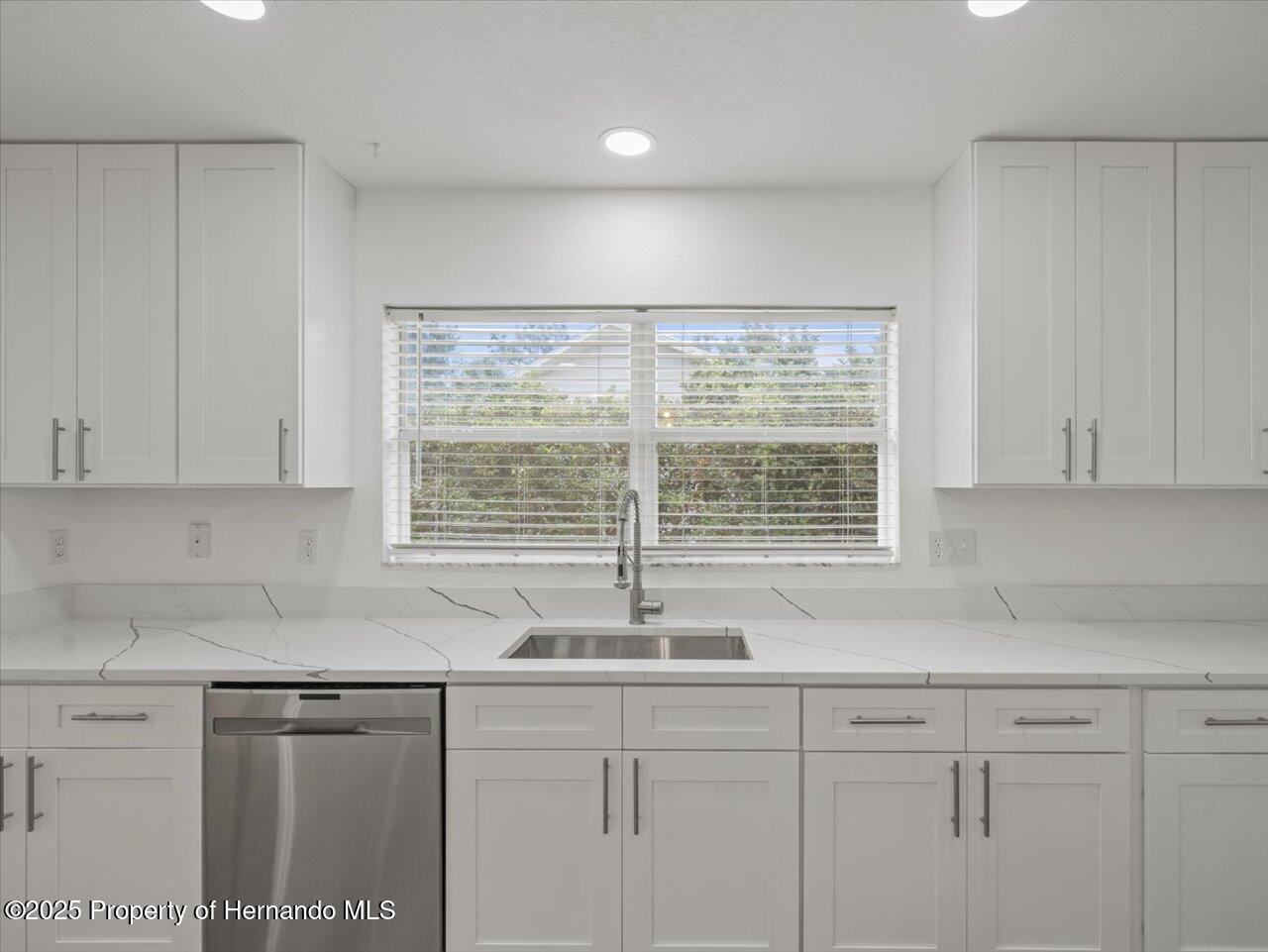 Homosassa, Florida, 34446, United States, 4 Bedrooms Bedrooms, ,3 BathroomsBathrooms,Residential,For Sale,2001926