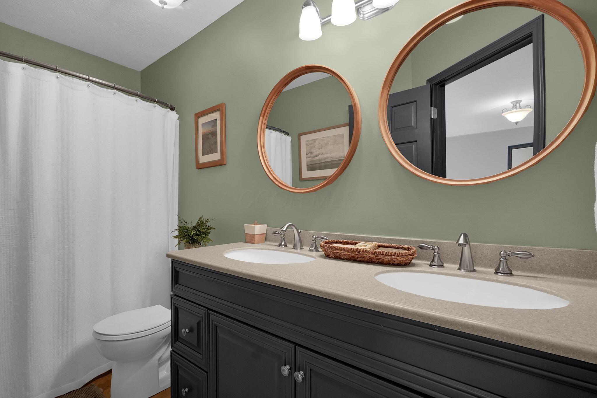 Canal Winchester, Ohio, 43110, United States, 4 Bedrooms Bedrooms, ,3 BathroomsBathrooms,Residential,For Sale,1988095