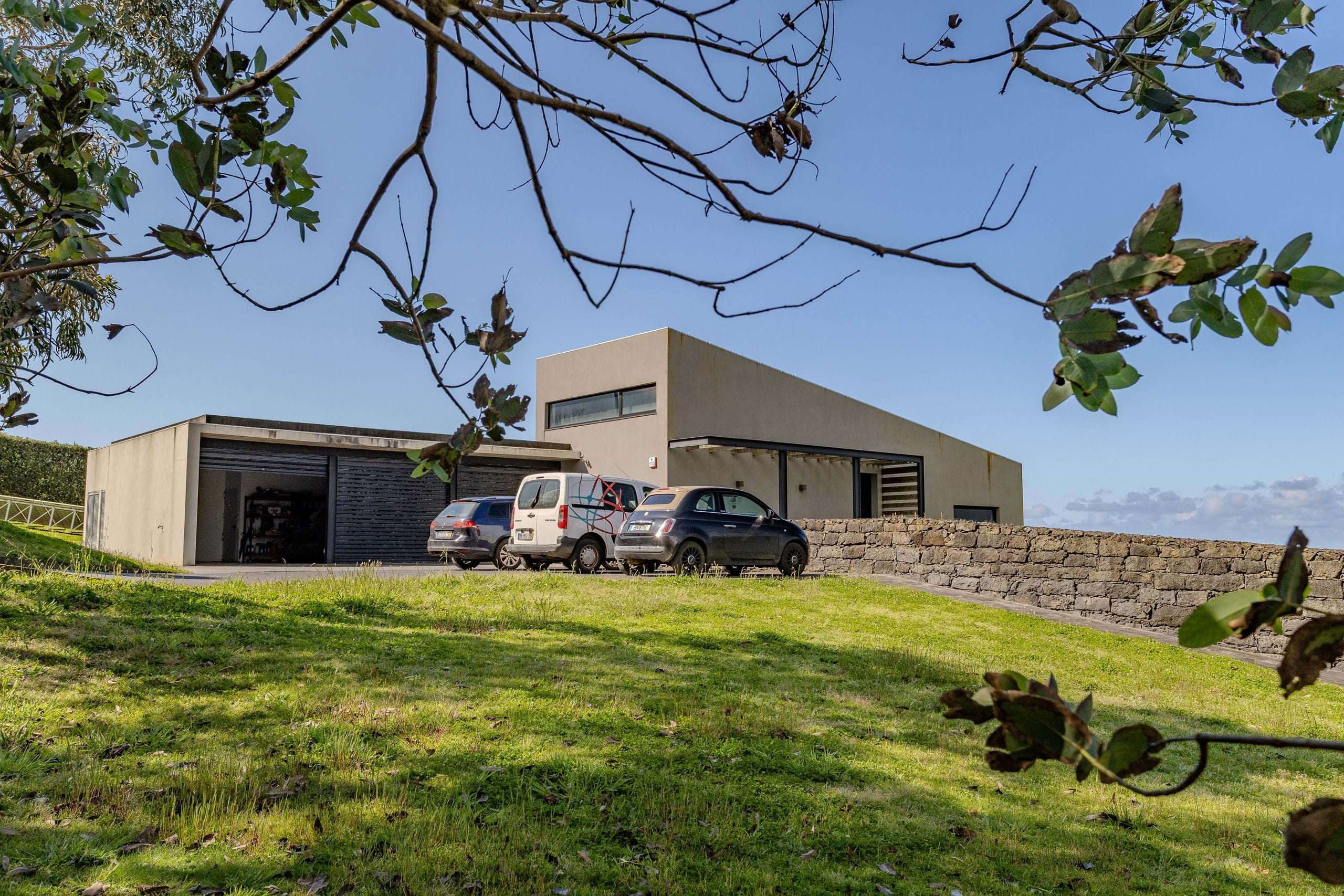 Ponta Delgada, Ilha de São Miguel, 9560-501, PT, 3 Bedrooms Bedrooms, ,4 BathroomsBathrooms,Residential,For Sale,1826448