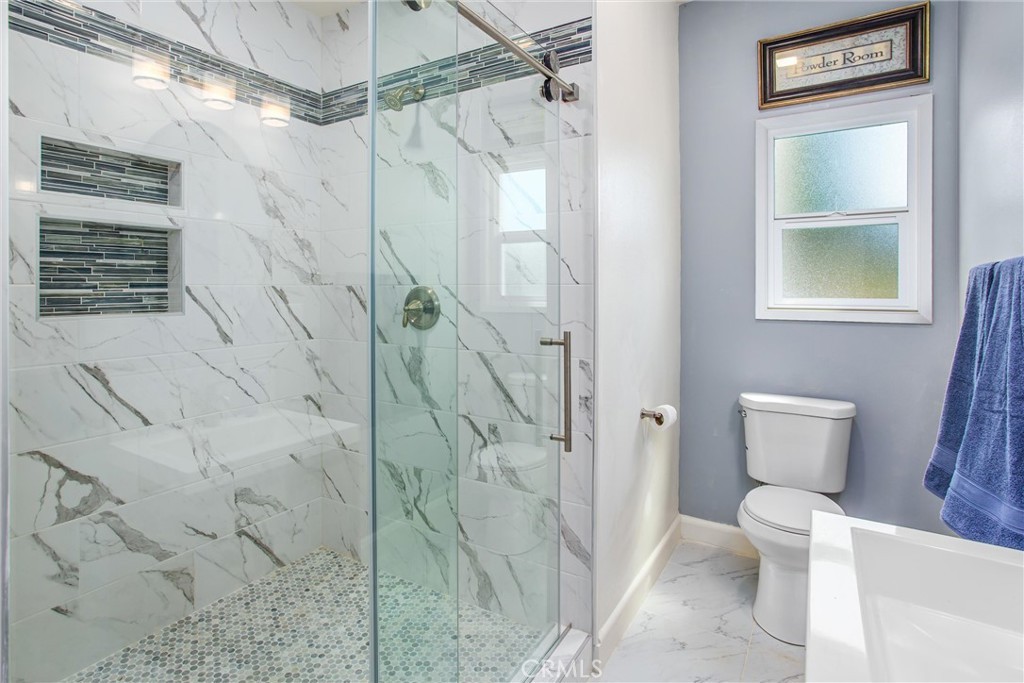 Redlands, California, 92373, United States, 5 Bedrooms Bedrooms, ,4 BathroomsBathrooms,Residential,For Sale,1982163