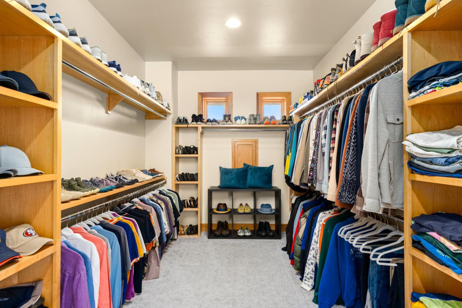 Auburn, California, 95602, United States, 3 Bedrooms Bedrooms, ,3 BathroomsBathrooms,Residential,For Sale,2001479