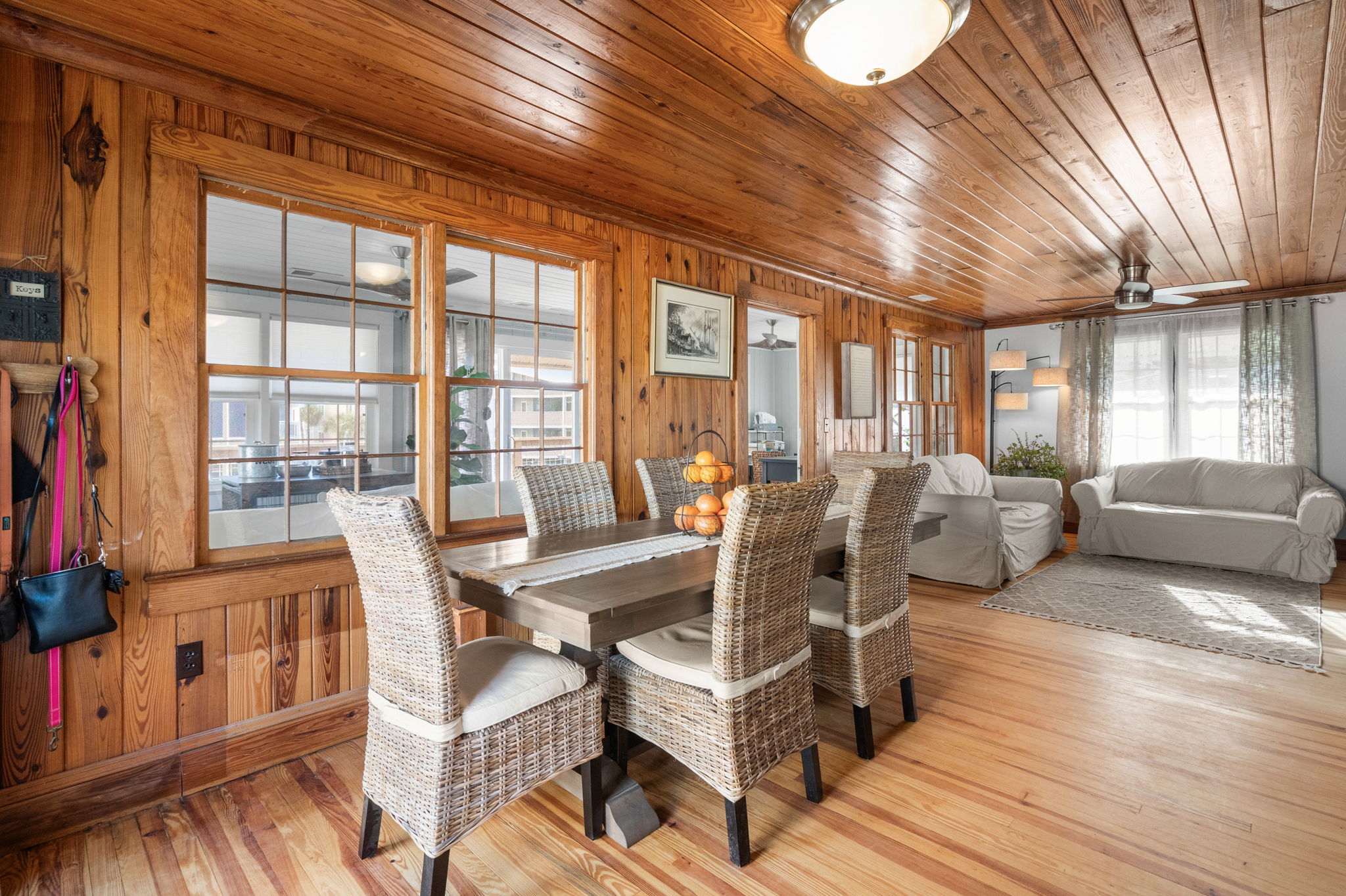 North Myrtle Beach, South Carolina, 29582, United States, 6 Bedrooms Bedrooms, ,3 BathroomsBathrooms,Residential,For Sale,1994221