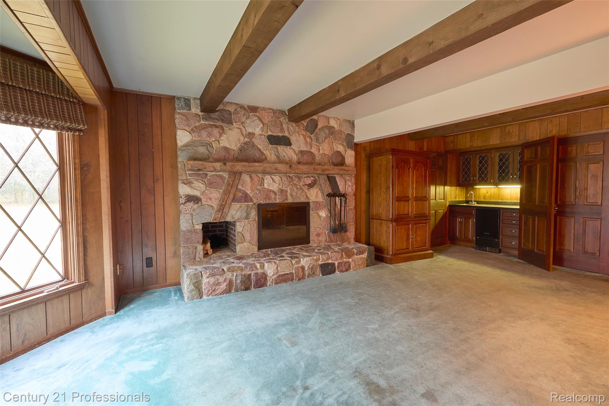 Rochester, Michigan, 48306, United States, 5 Bedrooms Bedrooms, ,6 BathroomsBathrooms,Residential,For Sale,1987117