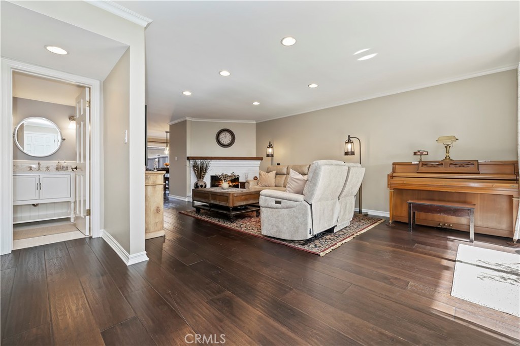 Sierra Madre, California, 91024, United States, 2 Bedrooms Bedrooms, ,3 BathroomsBathrooms,Residential,For Sale,1992859