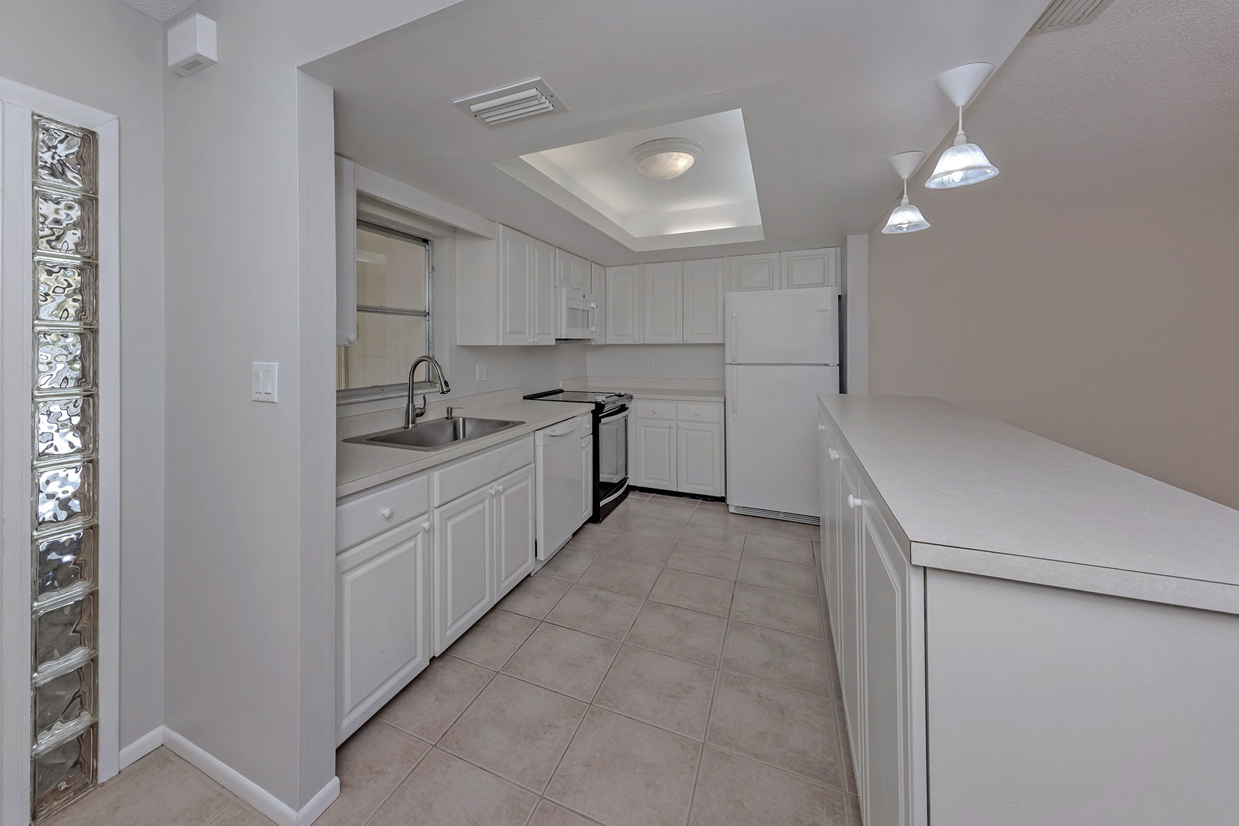  VILLAGE IN THE PINES - 物件實景