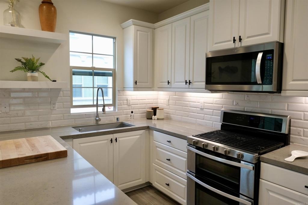 San Marcos, California, 92078, United States, 2 Bedrooms Bedrooms, ,3 BathroomsBathrooms,Residential,For Sale,1940143