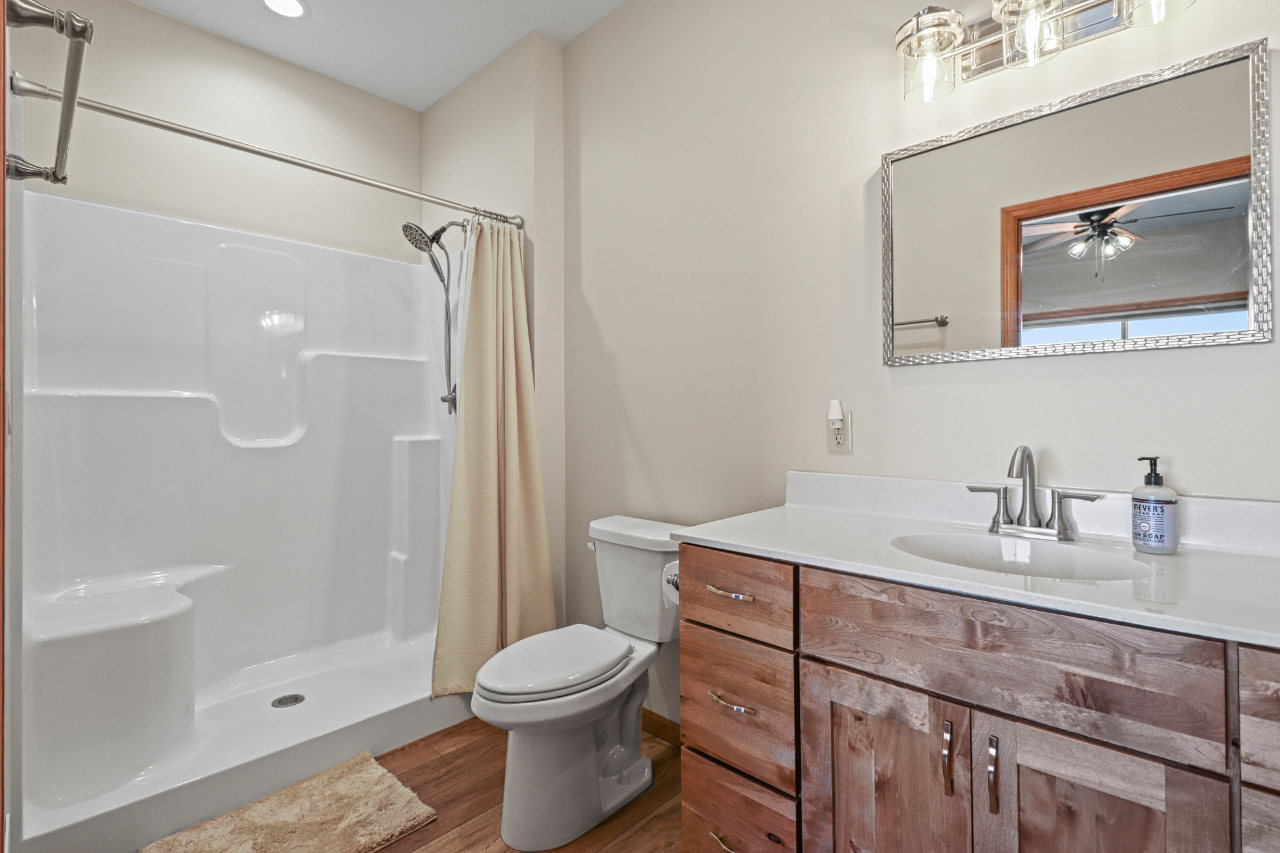 Marenisco, Wisconsin, 49947, United States, 4 Bedrooms Bedrooms, ,4 BathroomsBathrooms,Residential,For Sale,1984446