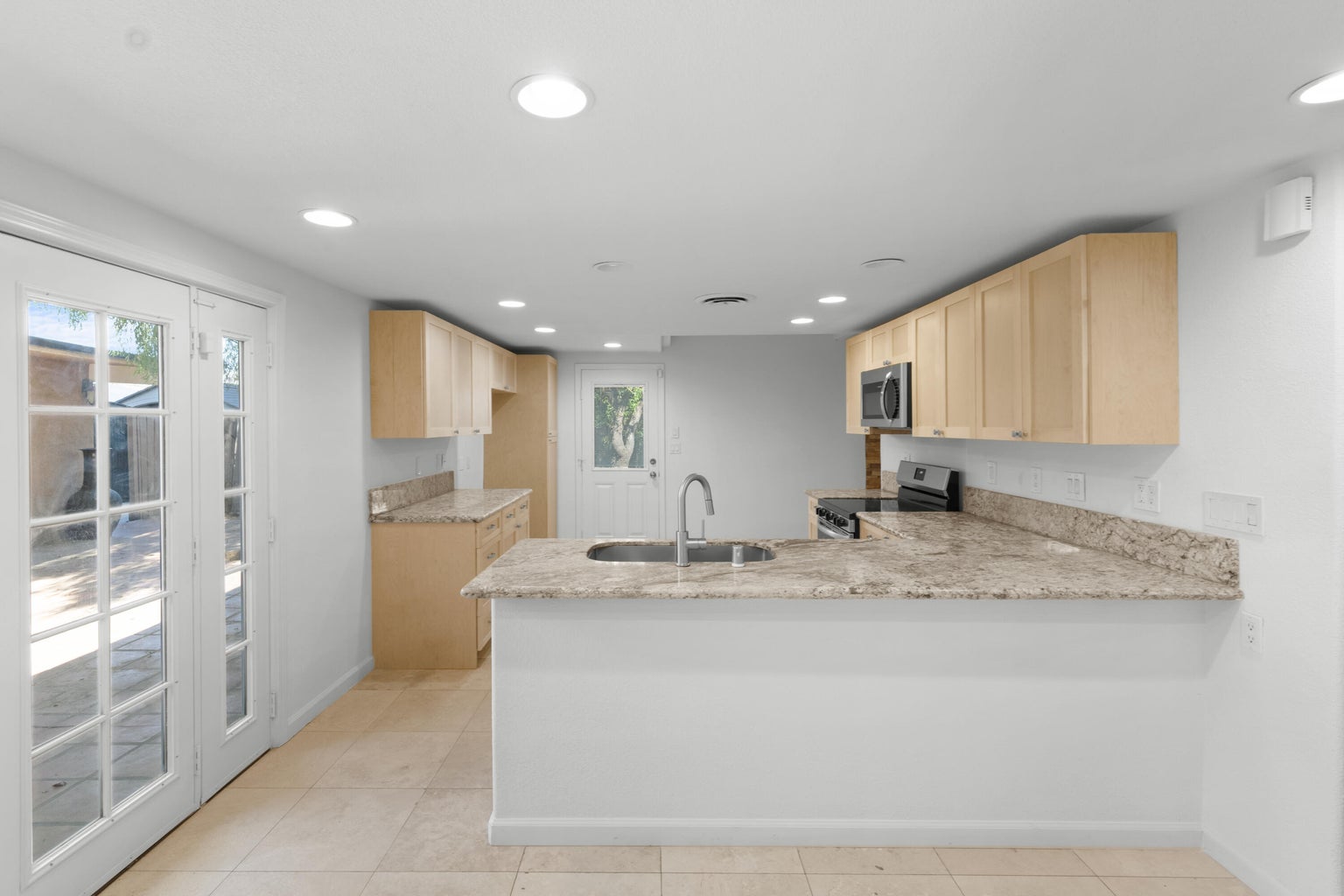 Bermuda Dunes, California, 92203, United States, 5 Bedrooms Bedrooms, ,3 BathroomsBathrooms,Residential,For Sale,1976988