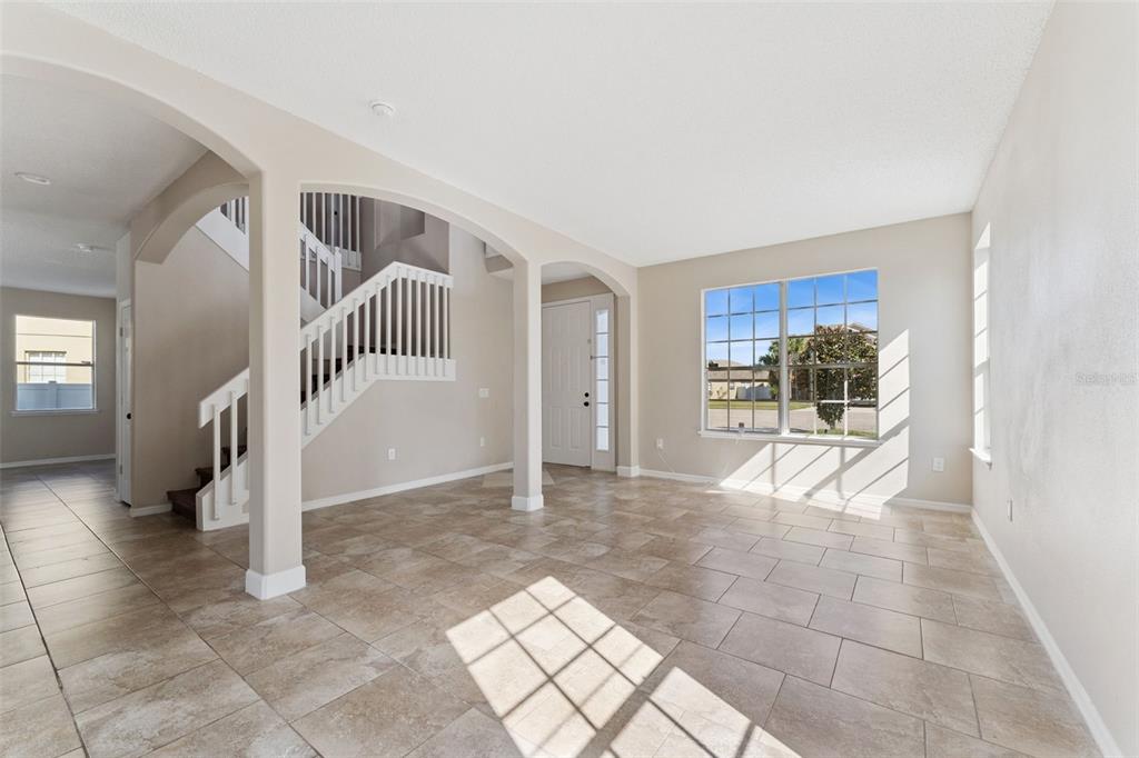 Orlando, Florida, 32824, United States, 4 Bedrooms Bedrooms, ,4 BathroomsBathrooms,Residential,For Sale,1987681