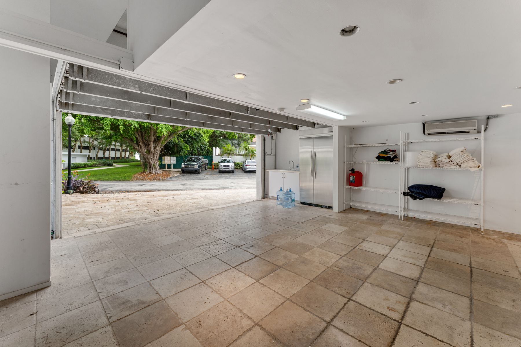  5021 NE London Walk Ter, Miami, FL, 33138 - 物件實景
