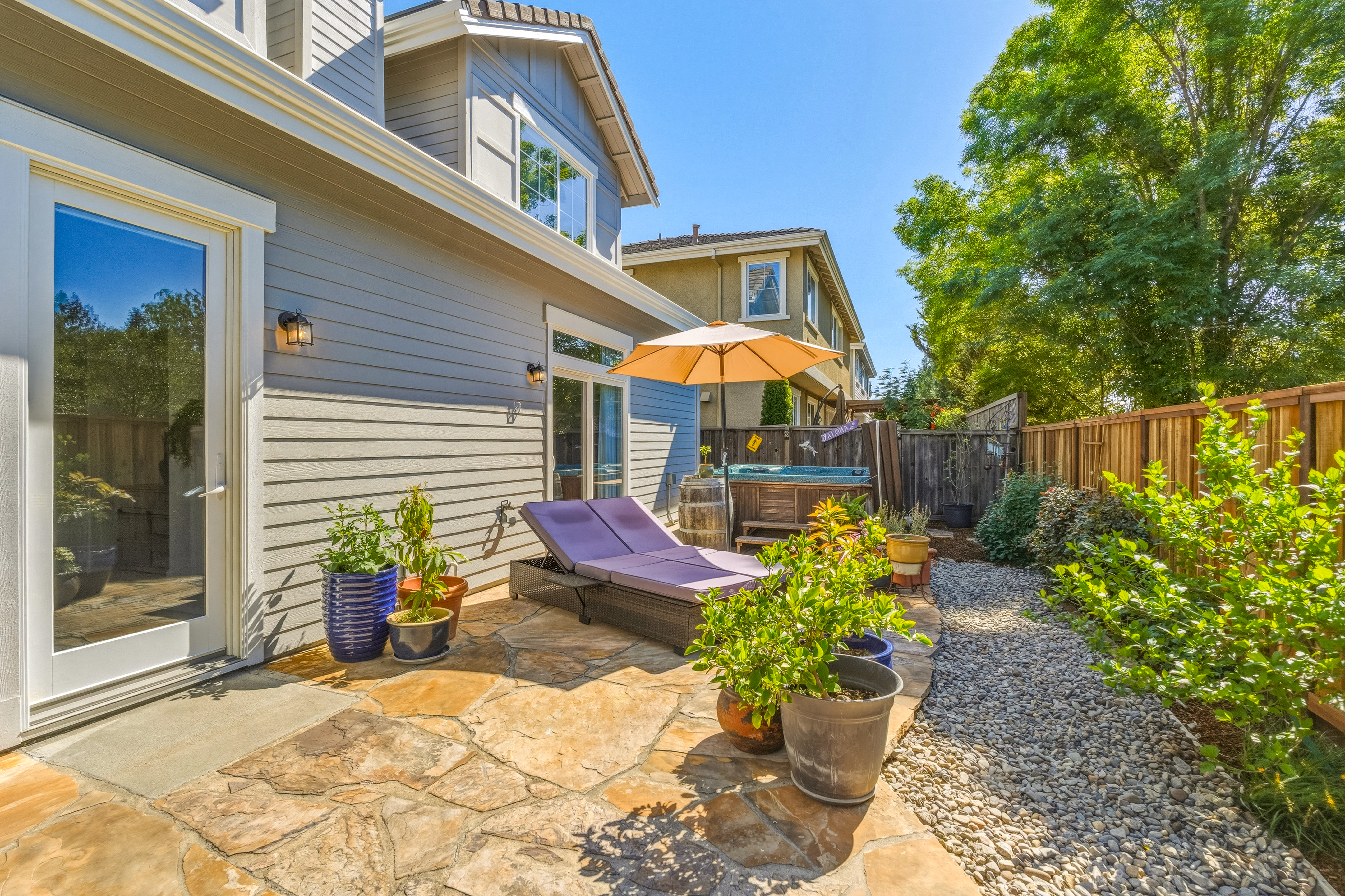  Spacious Atherton Ranch Beauty - 物件實景