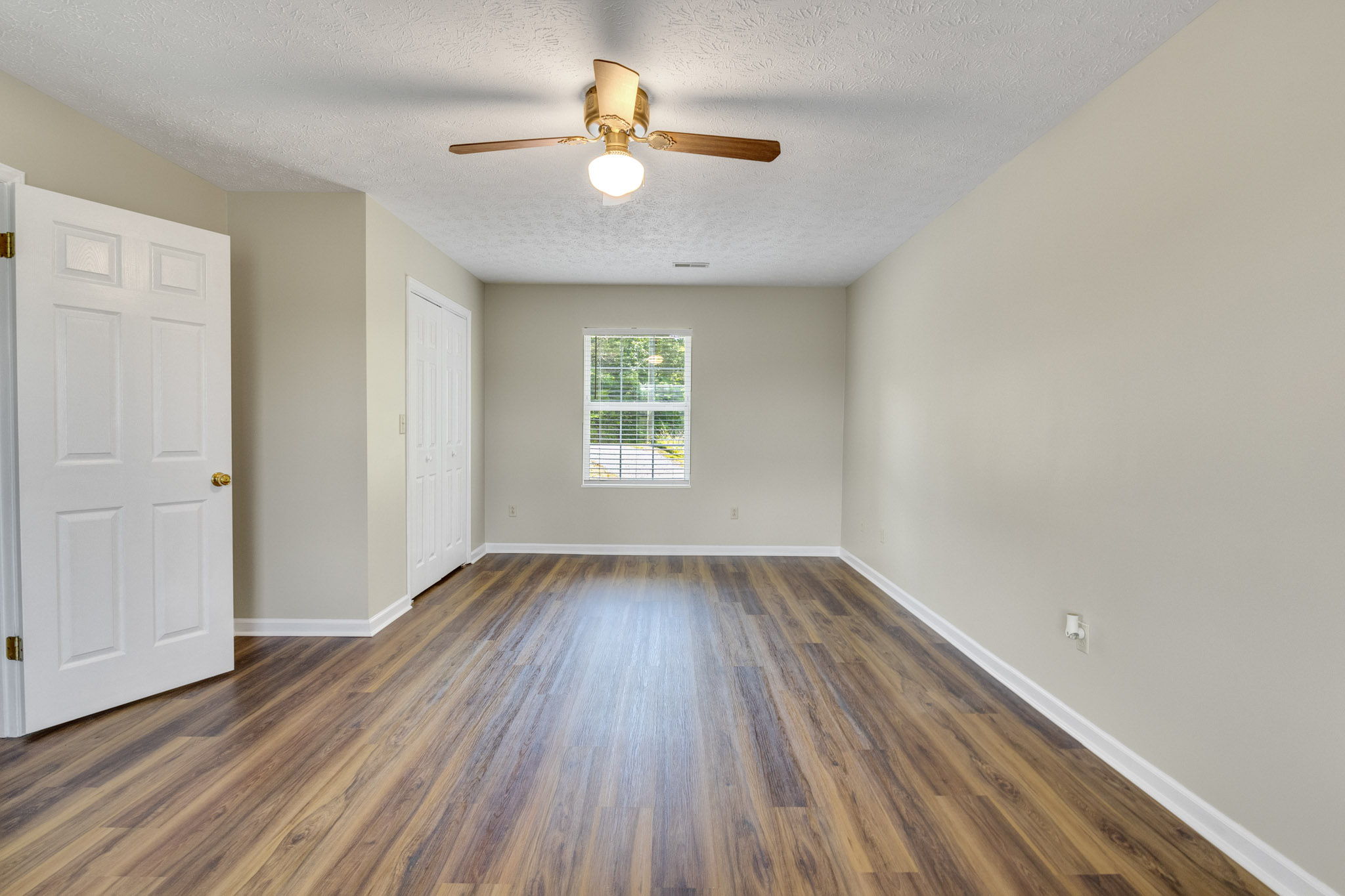 Sevierville, Tennessee, 37876, United States, 3 Bedrooms Bedrooms, ,2 BathroomsBathrooms,Residential,For Sale,1937497